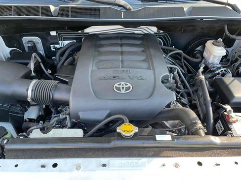 Used 2017 Toyota Tundra SR AWD/4WD image 92