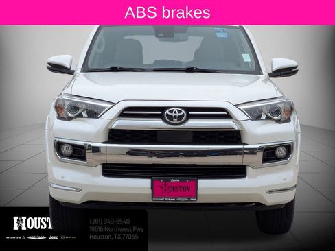Used 2020 Toyota 4Runner SR5 Premium image 9