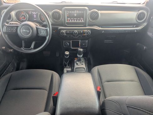 Used 2022 Jeep Wrangler Unlimited Sport image 19