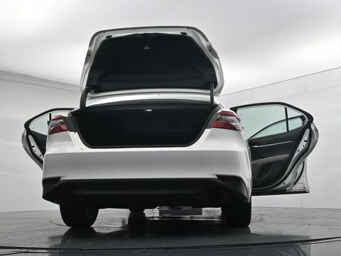 Used 2024 Toyota Camry LE FWD image 30
