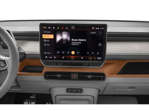 Used 2025 Volkswagen ID. Buzz 1st Edition AWD/4WD image 10