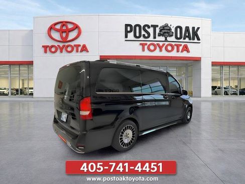 Used 2020 Mercedes-Benz Metris Passenger image 3