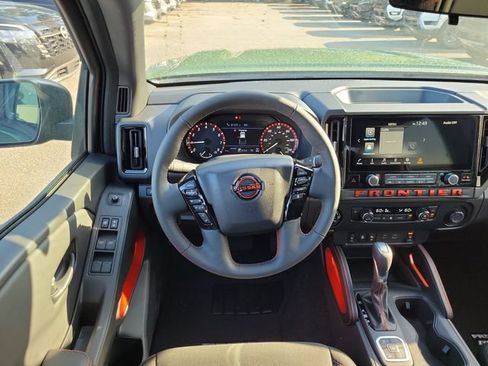 New 2026 Nissan Frontier PRO-4X w/ Tow Package AWD/4WD image 9