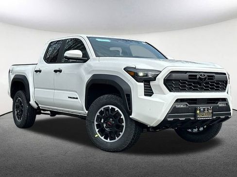 New 2026 Toyota Tacoma TRD Off-Road image 2