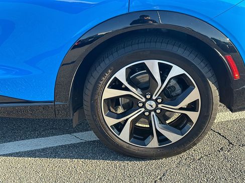 Certified 2023 Ford Mustang Mach-E Premium image 22