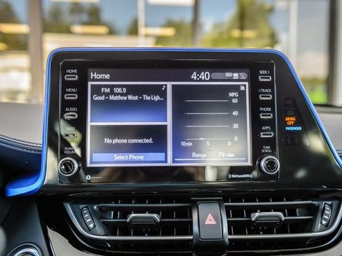 Used 2020 Toyota C-HR XLE FWD image 19