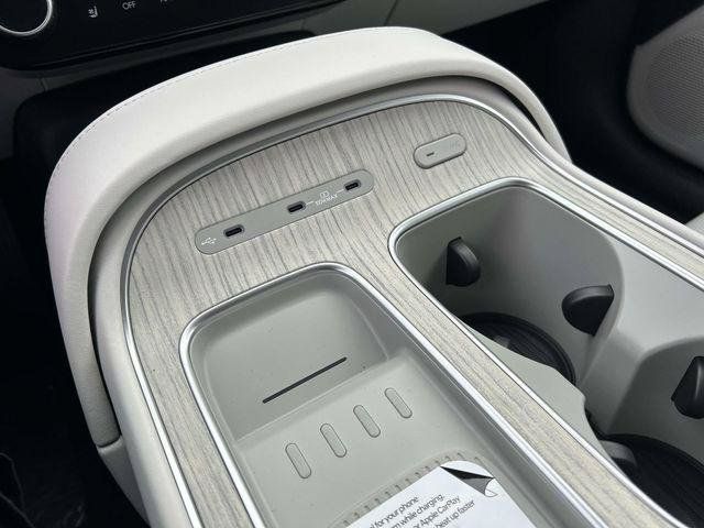 New 2026 Hyundai Palisade Calligraphy AWD/4WD image 10