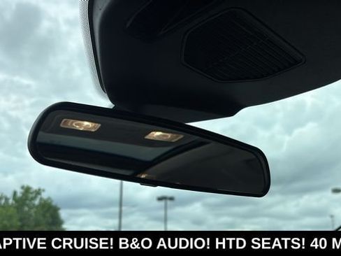 Used 2022 Ford Escape SEL w/ Technology Package FWD image 24