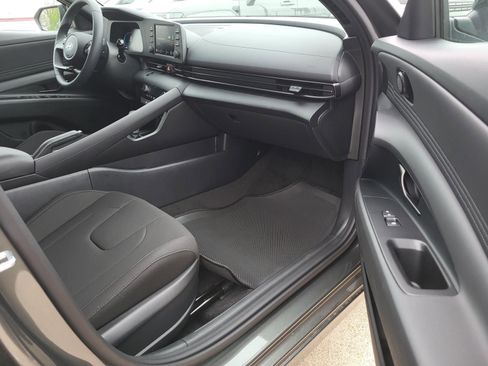 New 2026 Hyundai Elantra Sport w/ Cargo Package FWD image 7