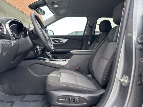 Used 2025 Chevrolet Blazer LT image 27