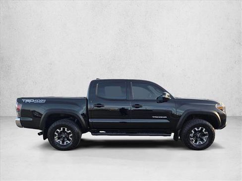 Used 2023 Toyota Tacoma TRD Off-Road image 4