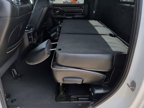 Used 2022 RAM 2500 Limited w/ Towing Technology Group image 41