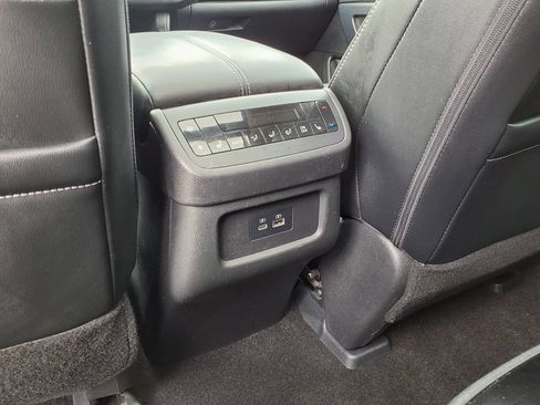 Used 2023 Nissan Pathfinder SL w/ SL Premium Package FWD image 23