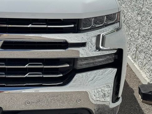 Used 2022 Chevrolet Silverado 1500 LTZ AWD/4WD image 11