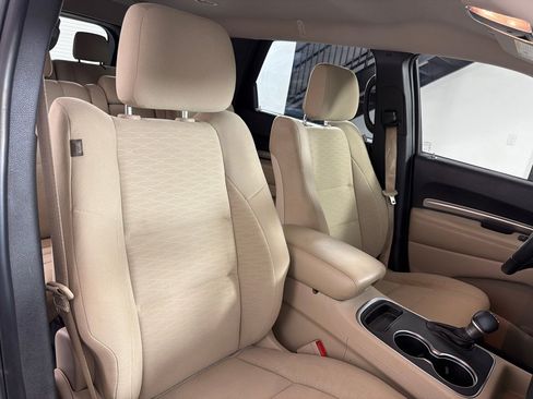 Used 2020 Dodge Durango SXT w/ 3rd Row Seating Group RWD image 25