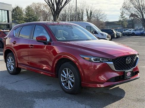 Used 2024 MAZDA CX-5 AWD 2.5 S w/ Preferred Package image 4