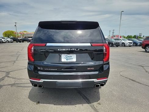 Used 2025 GMC Yukon XL Denali AWD/4WD image 6