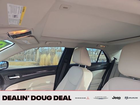Used 2022 Chrysler 300 Touring L w/ Popular Equipment Group image 28