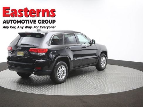 Used 2018 Jeep Grand Cherokee Laredo RWD image 41