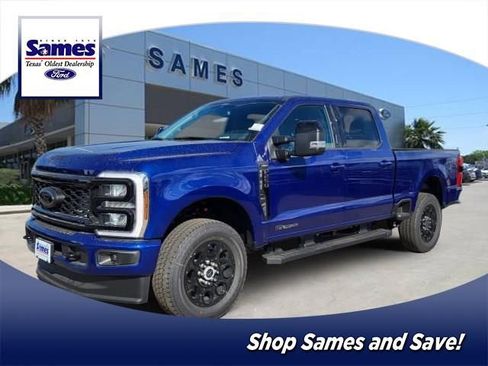 New 2026 Ford F250 Lariat w/ Black Appearance Package image 8