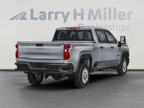 Used 2026 Chevrolet Silverado 2500 Custom w/ Custom Convenience Package AWD/4WD image 2