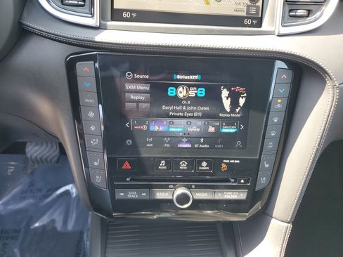 Used 2022 INFINITI QX50 Essential image 25