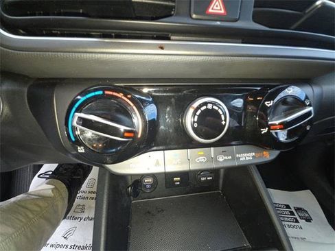 Certified 2022 Hyundai Kona SEL image 18