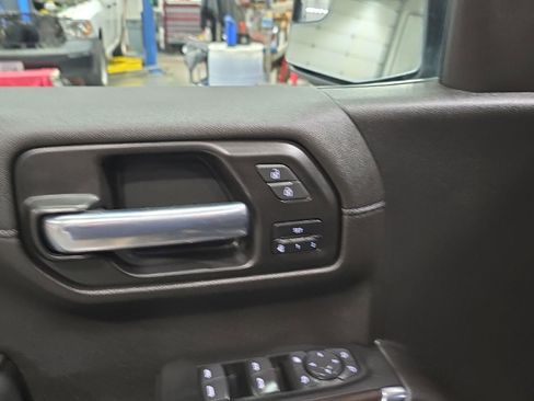 Used 2022 GMC Sierra 1500 SLT image 9