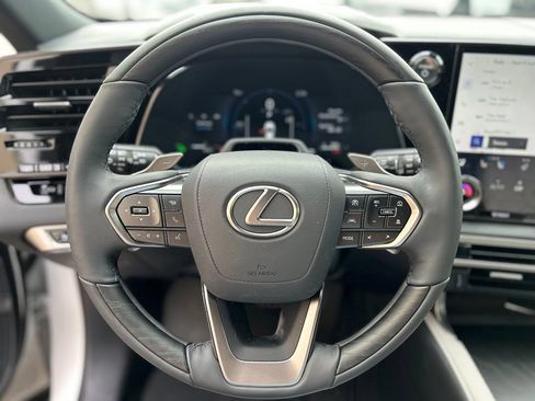 Used 2026 Lexus RX 350h w/ Convenience Package AWD/4WD image 21
