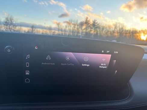 Used 2024 Buick Encore GX Sport Touring image 31