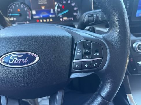 Used 2020 Ford Explorer XLT w/ Equipment Group 202A RWD image 20