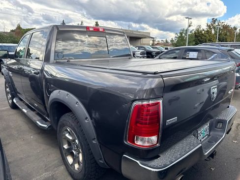 Used 2015 RAM 1500 Laramie w/ Convenience Group AWD/4WD image 11