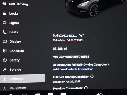 Used 2024 Tesla Model Y Performance AWD/4WD image 12