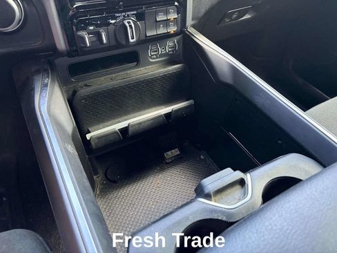Used 2024 RAM 1500 Big Horn AWD/4WD image 17