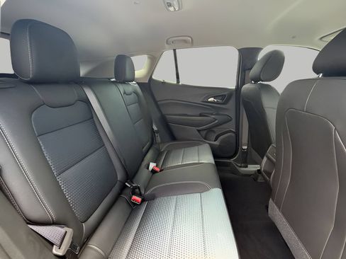New 2026 Chevrolet Trax LT w/ Driver Confidence Package FWD image 7