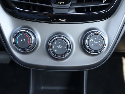 Used 2022 Chevrolet Spark ACTIV image 12