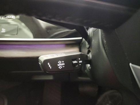 Used 2019 Audi Q8 Prestige image 62