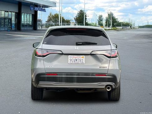 Certified 2024 Honda HR-V Sport image 8