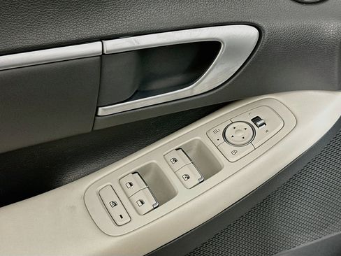 Used 2024 Hyundai Sonata SEL FWD image 15