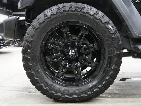 Used 2020 Jeep Wrangler Unlimited Sport AWD/4WD image 37