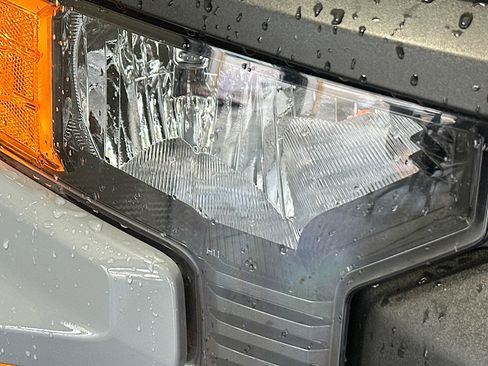 Used 2024 Chevrolet Silverado 1500 Custom Trail Boss w/ LPO, Dark Essentials Package AWD/4WD image 9
