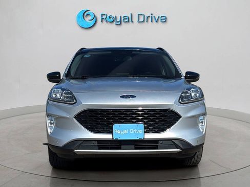 Used 2020 Ford Escape Titanium AWD/4WD image 8
