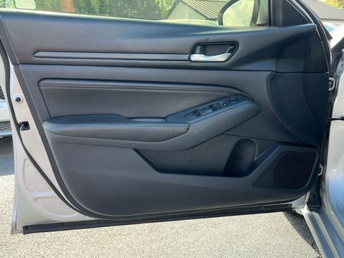 Used 2020 Nissan Altima 2.5 S image 10