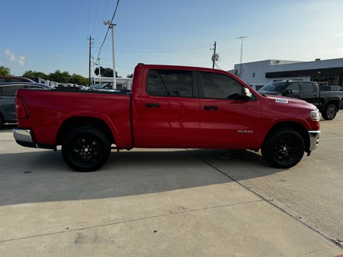 Used 2025 RAM 1500 Big Horn AWD/4WD image 7