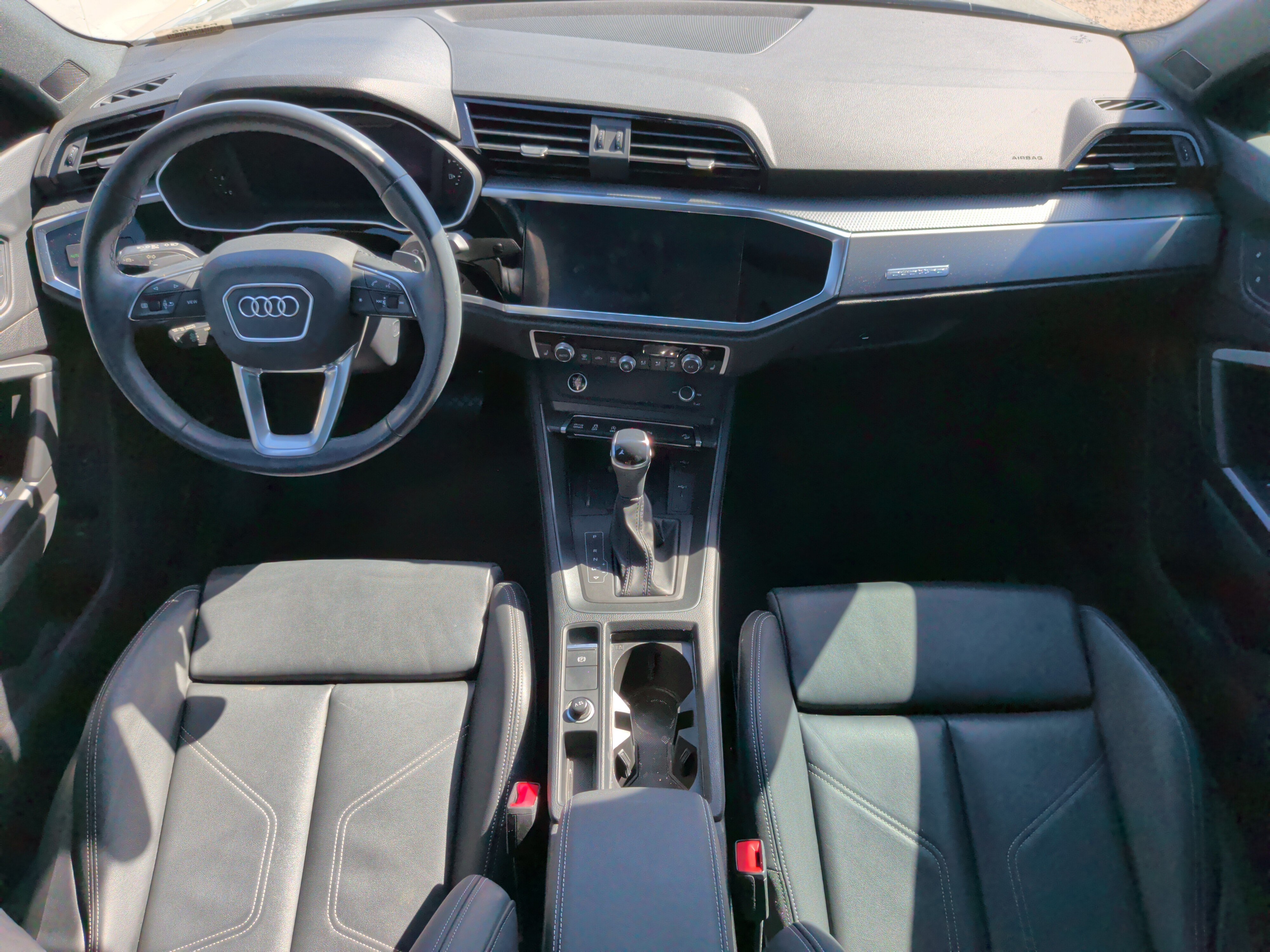 Used 2024 Audi Q3 2.0T Premium Plus w/ Premium Plus Package AWD/4WD image 28