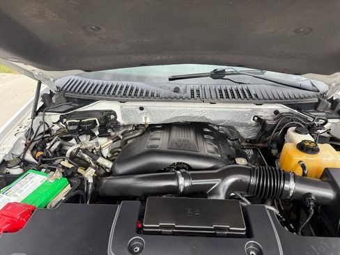 Used 2015 Ford Expedition XL image 35