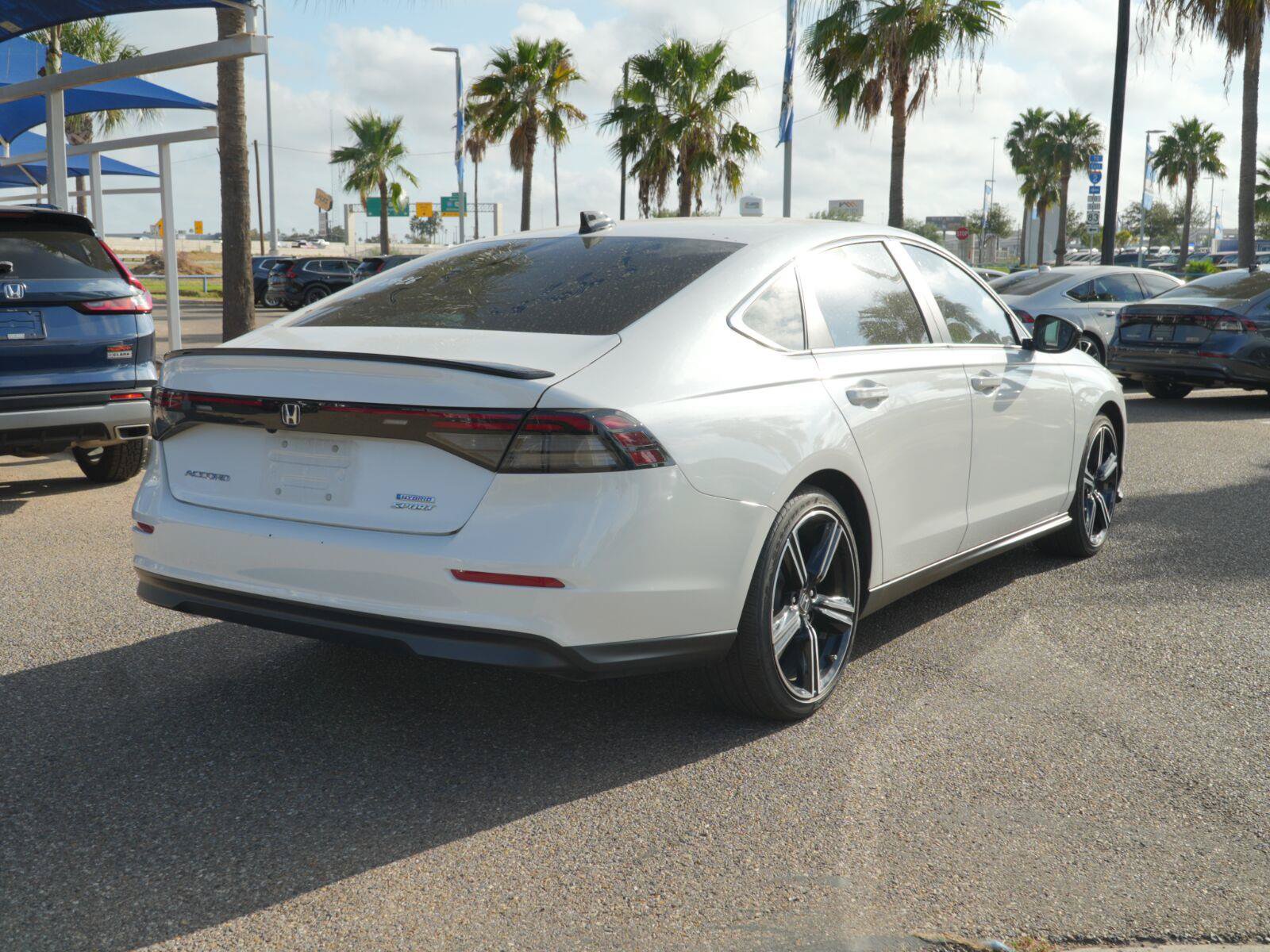 Used 2025 Honda Accord Sport image 5