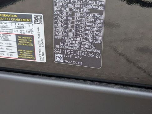 New 2026 Land Rover Range Rover Sport SE image 22