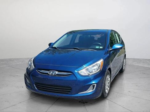 Used 2017 Hyundai Accent SE image 1