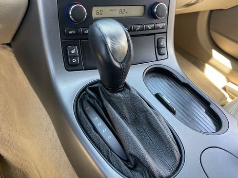 Used 2007 Chevrolet Corvette Coupe w/ Preferred Equipment Group RWD image 23